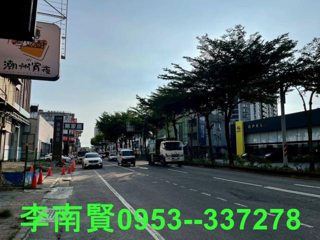 台南東區透天-1