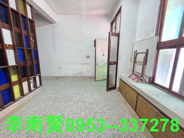 台南東區透天-1