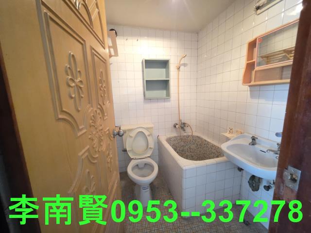 台南東區透天-5
